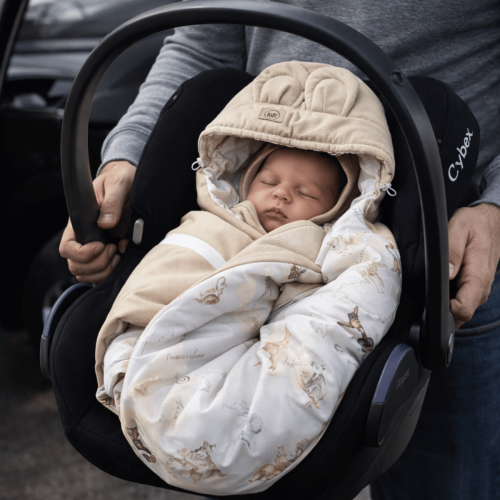 uniwersalny otulacz do fotelika samochodowego