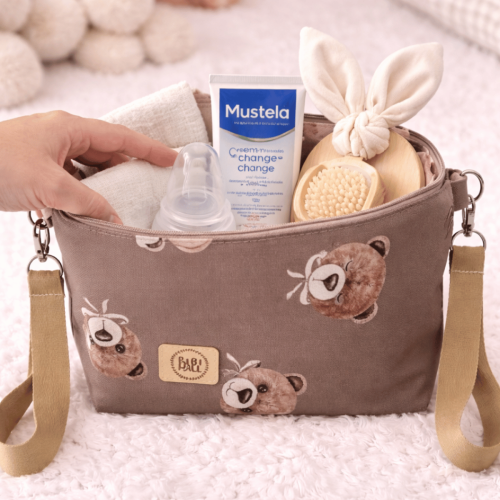 wodoodporna kosmetyczka, saszetka w misie brązowa